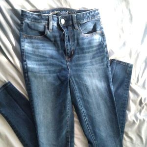 Women’s American eagle skinny jeans size 2 long